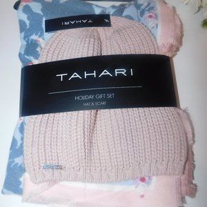 TAHARI BEANIE HAT & SCARF HOLIDAY GIFT SET